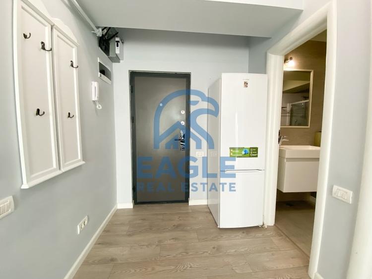 Mamaia Central - 2 Camere modern, balcon generos si vedere frontala spre lac - 16