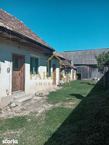 Casa de vanzare cu teren de 1000 mp in Cincsor jud Brasov - 1