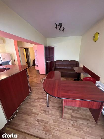 De inchiriat apartament cu 3 camere ultracentral, spatios, 350 euro - 6