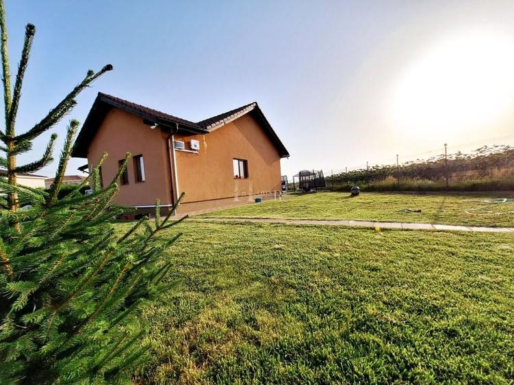 CASA INDIVIDUALA. APROAPE DE ORAS. 710 MP TEREN. - 20