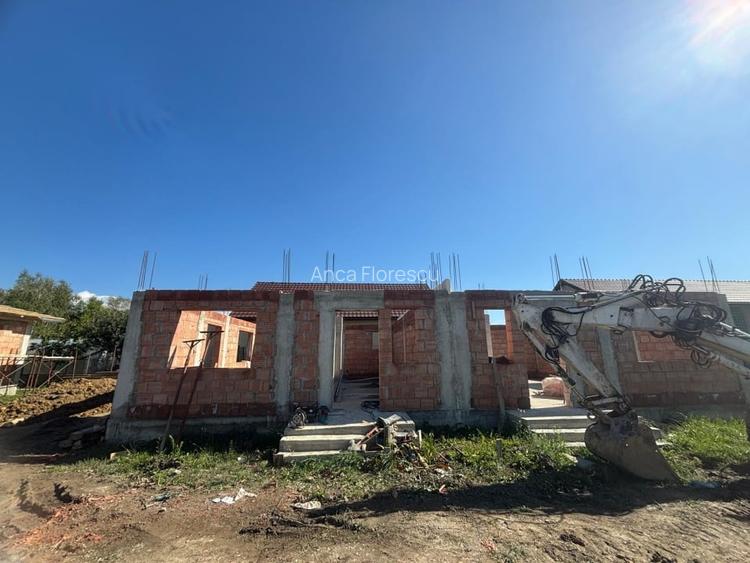 Casa 4 camere semifinisata de vanzare in Baia Mare Casa 4 camere semifinisata de vanzare in Baia Mare