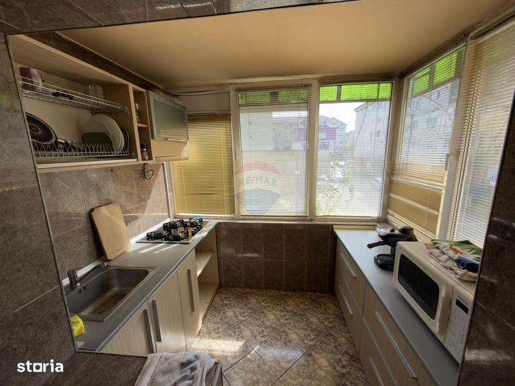 Apartament cu 4 camere de inchiriat in zona Rogerius - 1