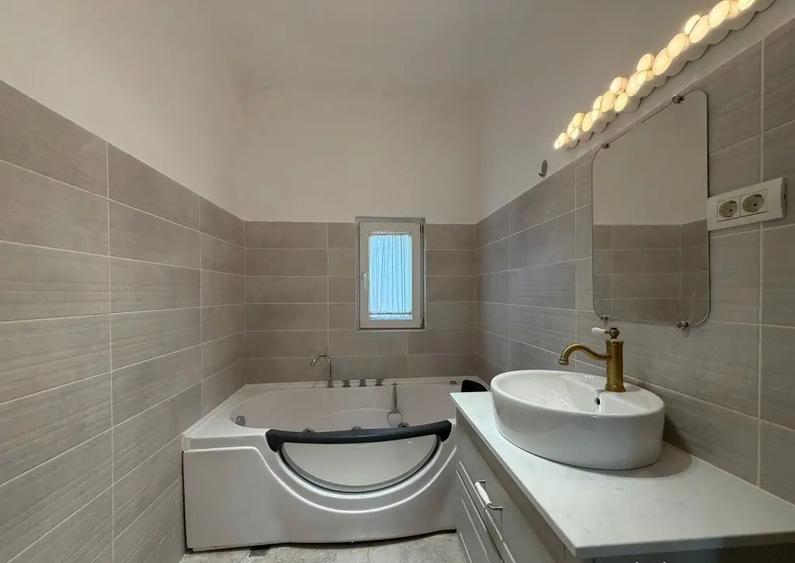 3 camere 2 bai etaj 3 apartament renovat recent, proprietar - 9