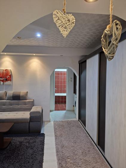 2 camere Craiovei , centrală / mobilat / utilat , preț NEGOCIABIL - 6