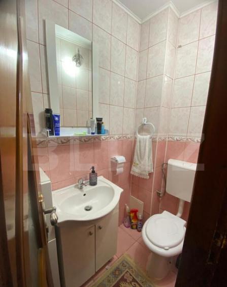 Apartament cu 2 camere, 61,5 mp, cartier Burdujeni - 8