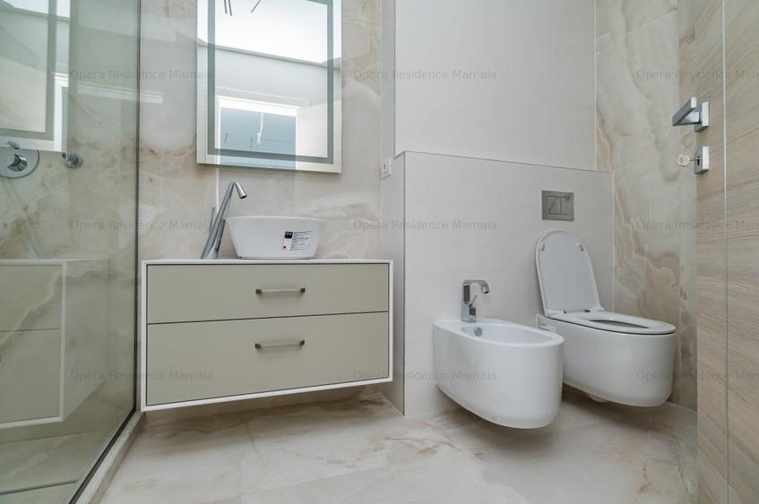 OPERA RESIDENCE, 2 CAMERE, APUS MIRIFIC, TERASA 14MP, DIRECT PE PLAJA - 12