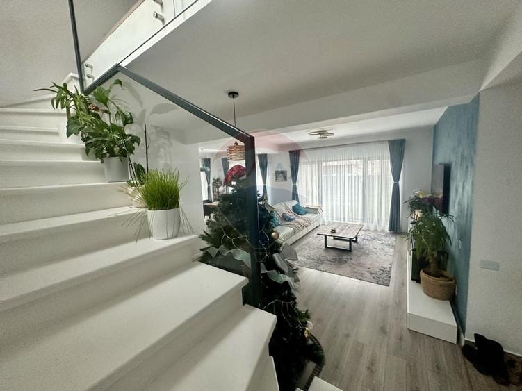 Vila de vanzare - Tunari - 7