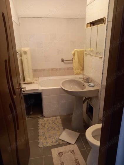 Apartament 3 camere Resita - 9