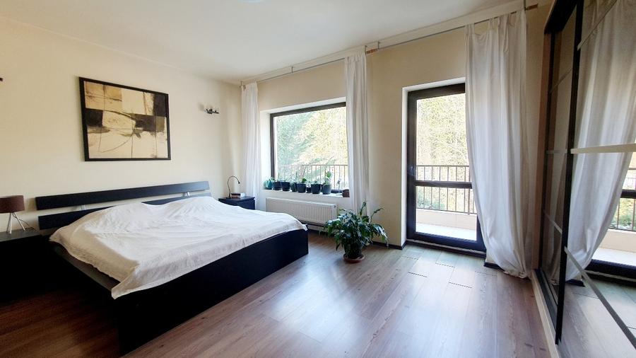 Vila la liziera Padurii Baneasa, zona Liceul Francez, Sector 1, Bucuresti - 5