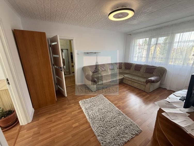 Apartament 3 camere, etj. 2/4, mobilat & utilat-zona Astra - 2