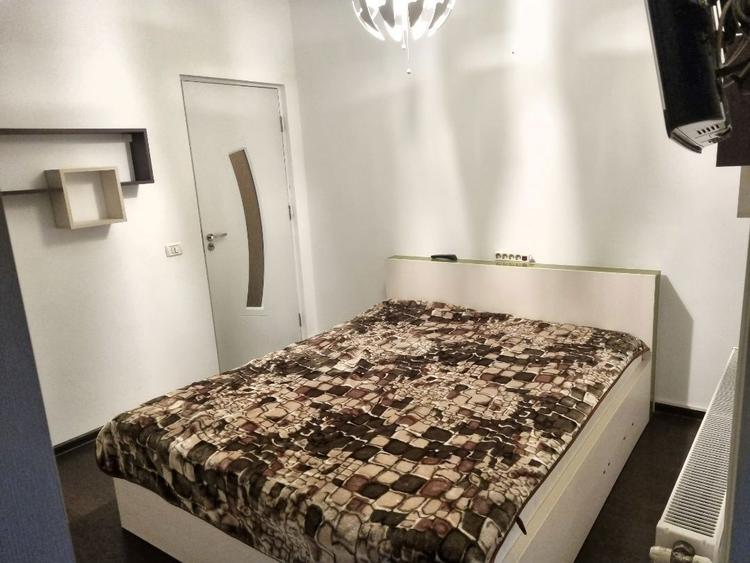 Apartament de inchiriat / Doua Camere / zona Compozitori - 1