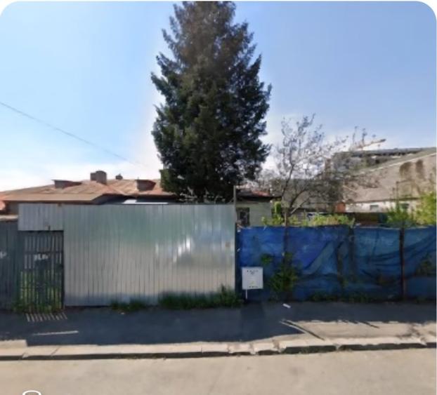 Casa la curte sector 4 Aparatorii patriei - 1