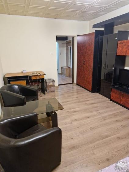 Inchiriez apartament cu 3 camere in zona Boavista - 11