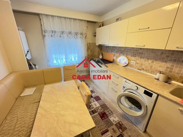 Ap 2 cam in Campina, ultracentral--99.900e - 8