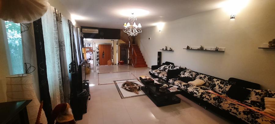 Vânzare proprietate deosebită în satul Găgeni, comuna Păulești, județul Prahova - 14