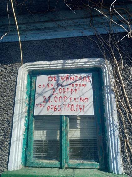 Casa de vanzare la tara - 1