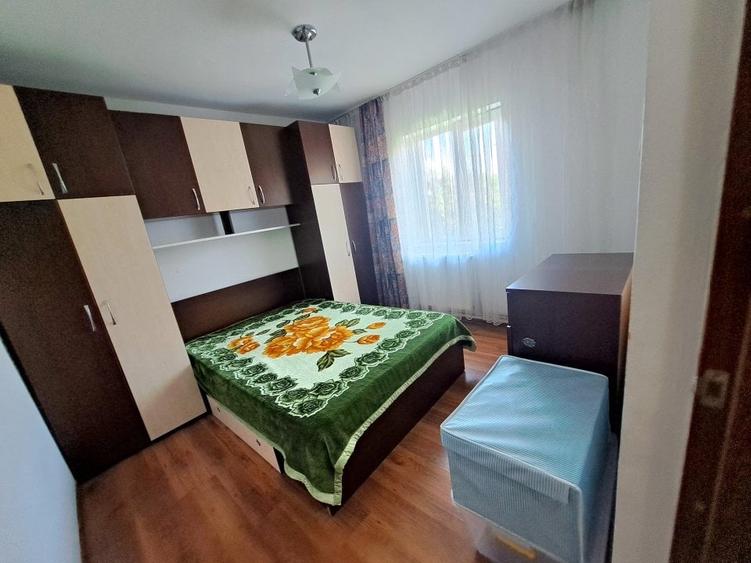 Etaj 1, Micro 8 Targoviste ! Inchiriere apartament 2 camere, zona Polimed - 10