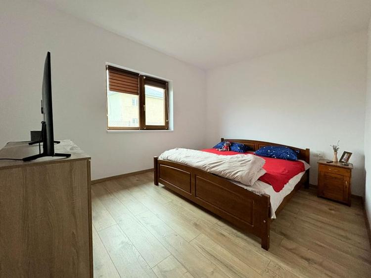 Casa la sol 4 camere , Valu lui Traian - 4