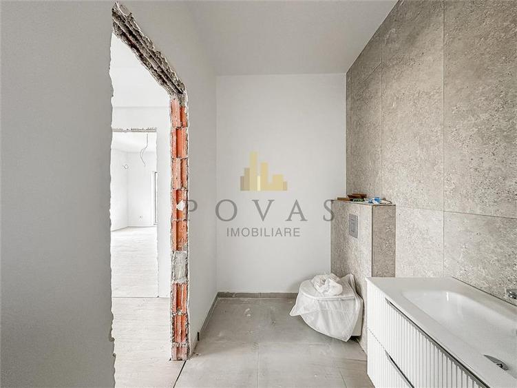 Casă individuală cu 4 camere cu Canalizare în Tunari