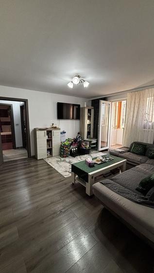 Apartament renovat cu 2 camere de vânzare in Sebeș - 1
