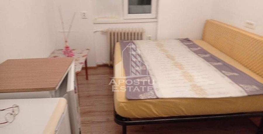 Garsoniera situata in zona Take Ionescu - 1