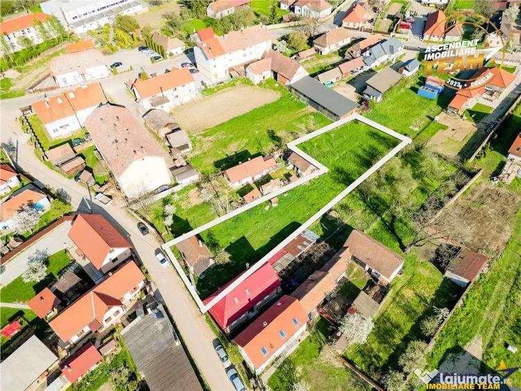 Casuta cu parc privat de 1.500mp, Central, Bodoc, la 15 min - 8