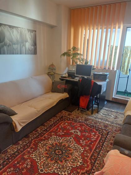 Dristor, Ramnicu Valcea, Scoala Mihai Botez - 1