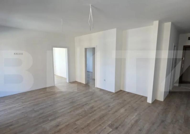 Apartament cu 3 camere balcon mare, panorama superba, - 2