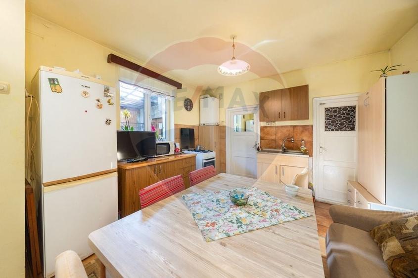 Oportunitate: casă la preț de apartament in Cristian - 2