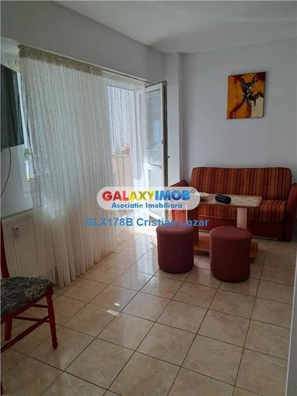 PARC CRANGASI, 3 MINUTE METROU - 1