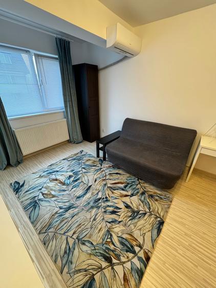 Garsoniera spatioasa de inchiriat - pe langa La Strada Mall - 5