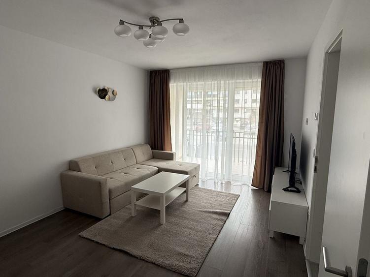 Apartament cu 2 camere decomandat în Exterior Vest