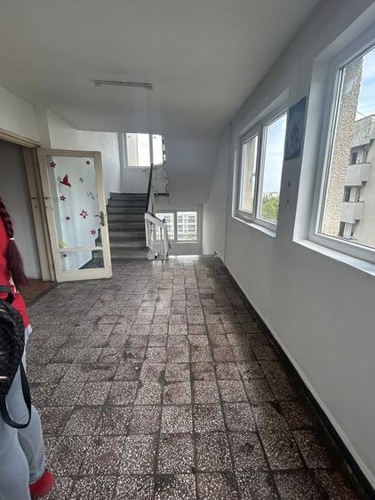 Favorit, Drumul Taberei, garsoniera 31 mp, renovata, la 5 minute de metrou - 2