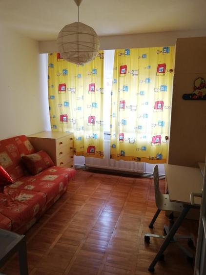 Vand apartament 4 camere 22 Decembrie - 7
