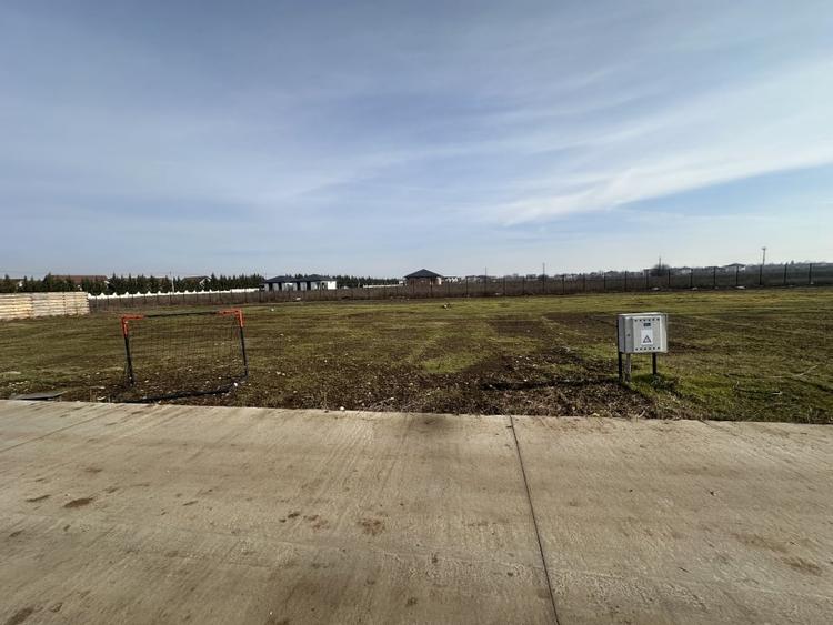 Teren INTRAVILAN CORBEANCA-OSTRATU - 3