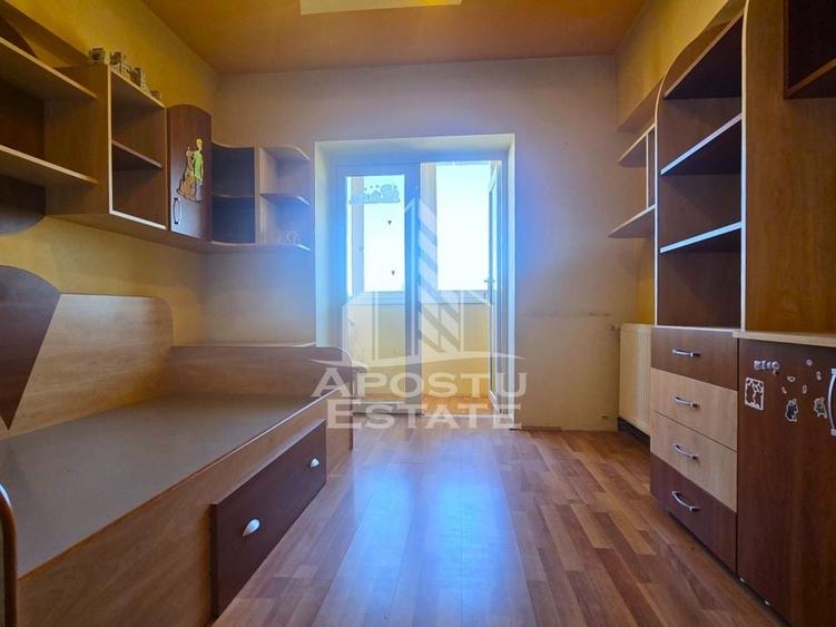 Apartament decomandat 3 camere, zona Miorita - 4