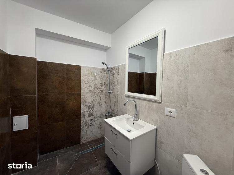 Casă cu 7 camere cu Teren 530 Mp în Berceni