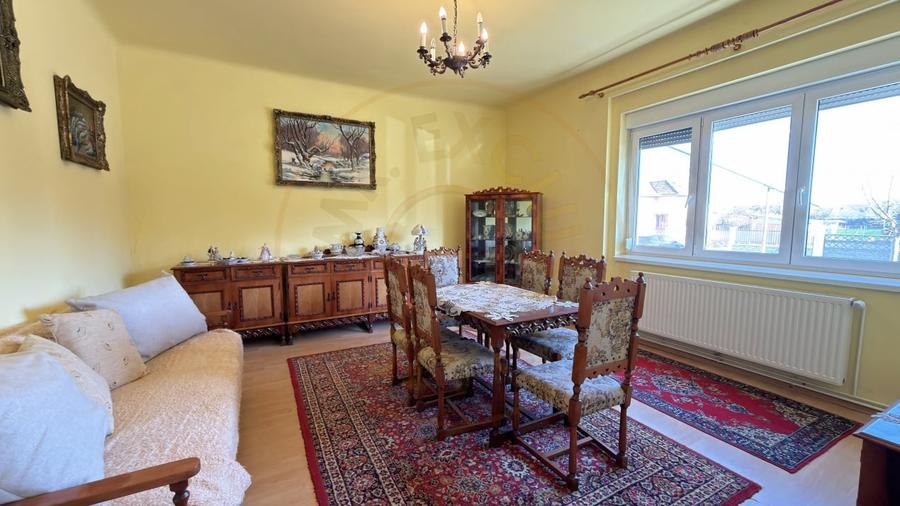 Casă 6 camere cu Teren 950 mp | 2 Fronturi ≈ 61 m | Carei - 8