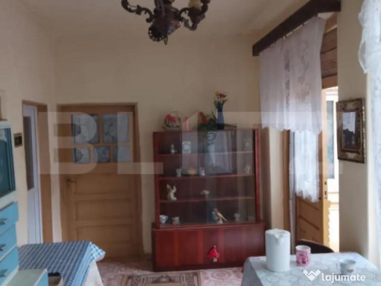 Casa batraneasca 101 mp, teren 6.940 mp in comuna Celaru - 1