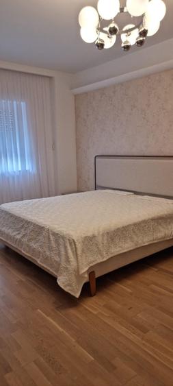 Apartament cu 3 camere decomandat în Ultracentral