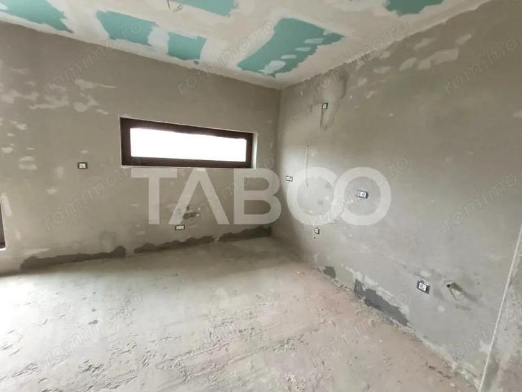 Casa 5 camere 250 mp cu incalzire in pardosea zona Tineretului Sibiu - 11