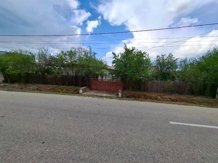 Casa la curte, Lalosu, Portaresti , jud.Valcea - 2