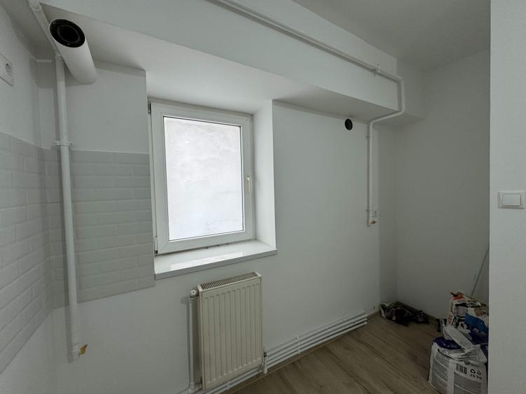 2 cam, 52 mp, ultracentral - UNION, etaj 7, cu lift, renovat - 15