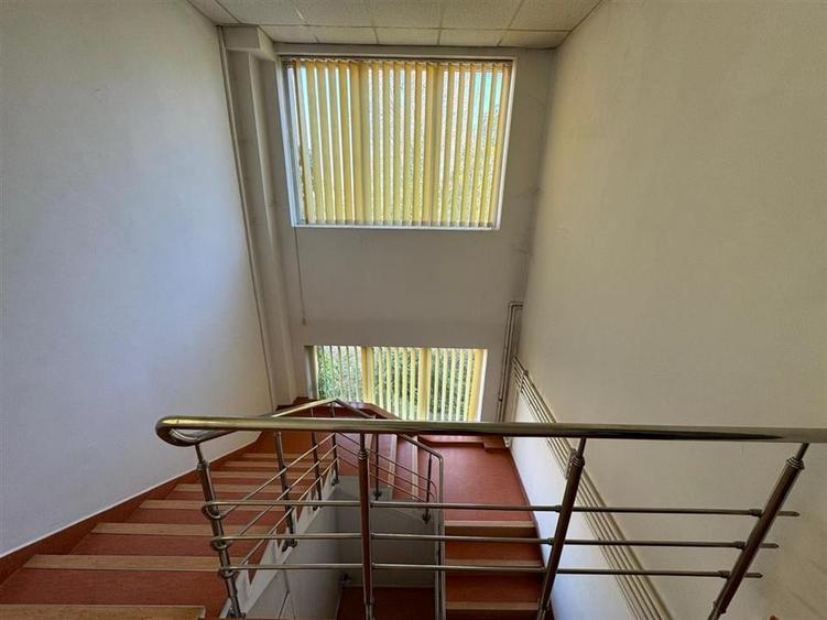 Cladiri de birouri 1.116mp si teren intravilan 5.687 mp de vanzare - 14