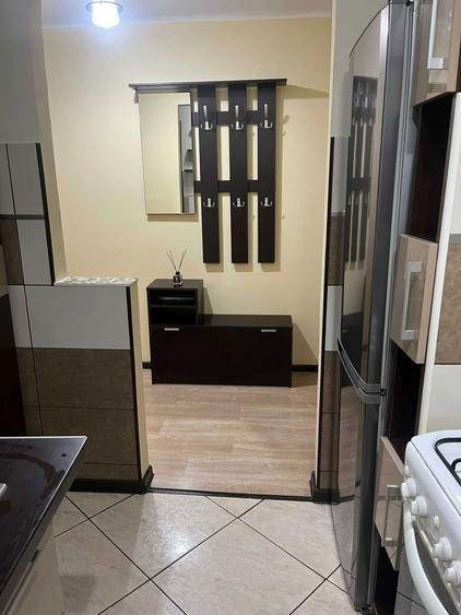 Garsoniera moderna, in centrul Craiovei complet mobilata si utilata - 2