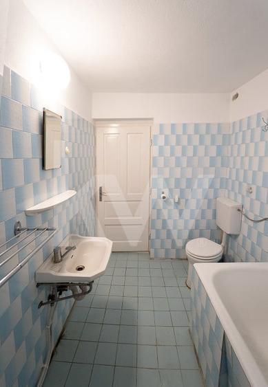 Proprietate de Vanzare: Ideala pentru Pensiune, Azil, Gradinita sau Afterschool - 32