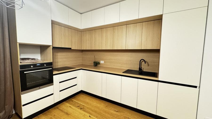 De inchiriere 2 camere cu gradina in Amber Forest - 11