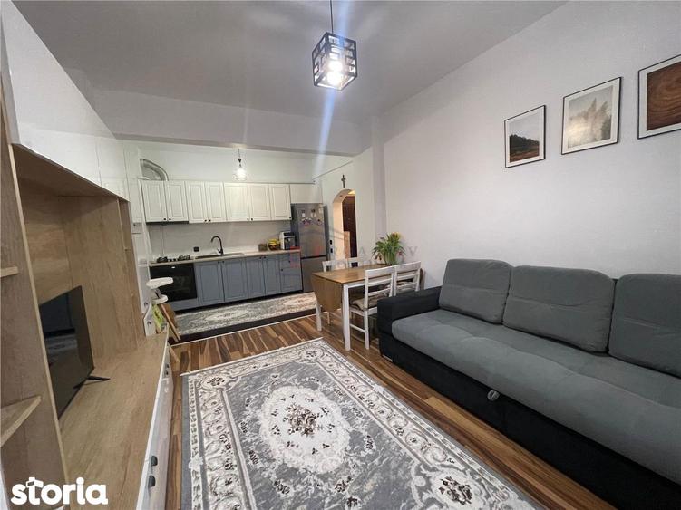 Apartament cu 2 camere, mobilat în Central