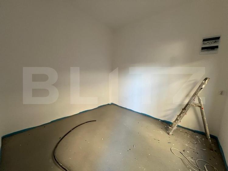 Showroom/Hala de inchiriat, 290 mp + teren 1.000 mp - 6