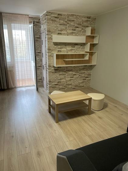 Garsoniera moderna, zona Titan - 3 min metrou, parc IOR, bloc mixt/ 32 mp - 1